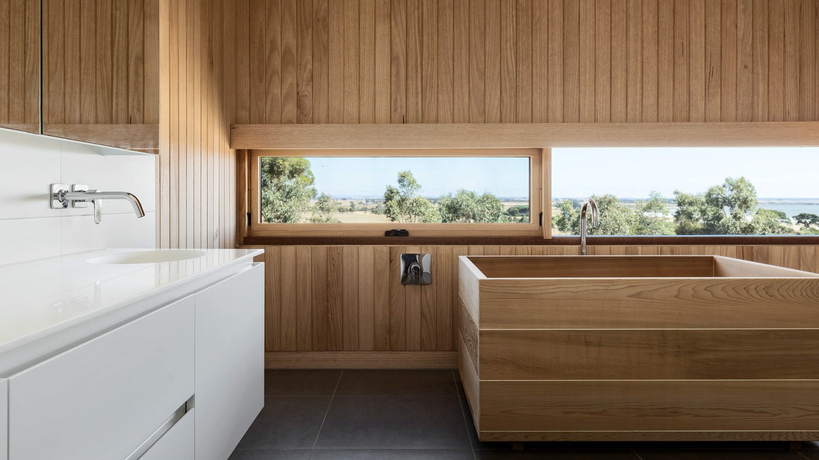 reformas-de-baños-con-madera-cantabria